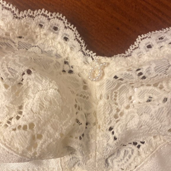 Vintage WonderBra 36B Bra Butter Cup Yellow Lace - Picture 2 of 5